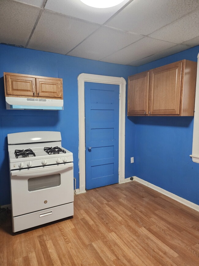 97 Gilman St, Unit 4 in Somerville, MA - Building Photo - Building Photo