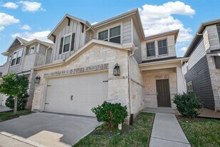 3405 Knighton Hill Dr in Houston, TX - Building Photo