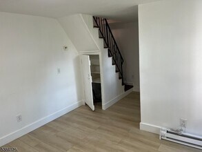 1300 Pierce St in Rahway, NJ - Building Photo - Building Photo