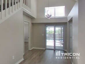 1714 Tarah Trace Dr in Brandon, FL - Building Photo - Building Photo