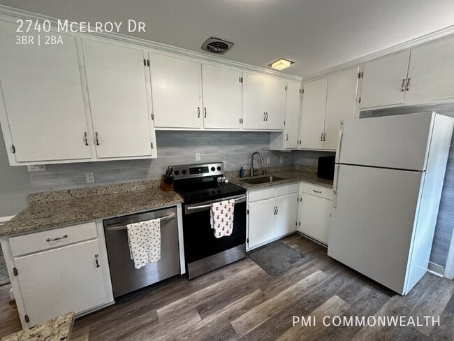2740 McElroy Dr in Charlottesville, VA - Building Photo - Building Photo