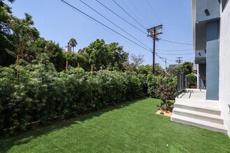 2136 Colby Ave in Los Angeles, CA - Building Photo - Building Photo