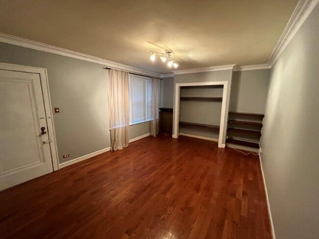 2838 W Addison St in Chicago, IL - Building Photo - Building Photo