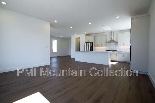 property at 459 Rimrock Ln