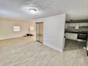 4402 Pine Brook Ct in Dayton, OH - Building Photo - Building Photo