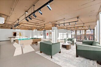 1 Mallory Ave in Jersey City, NJ - Building Photo - Building Photo