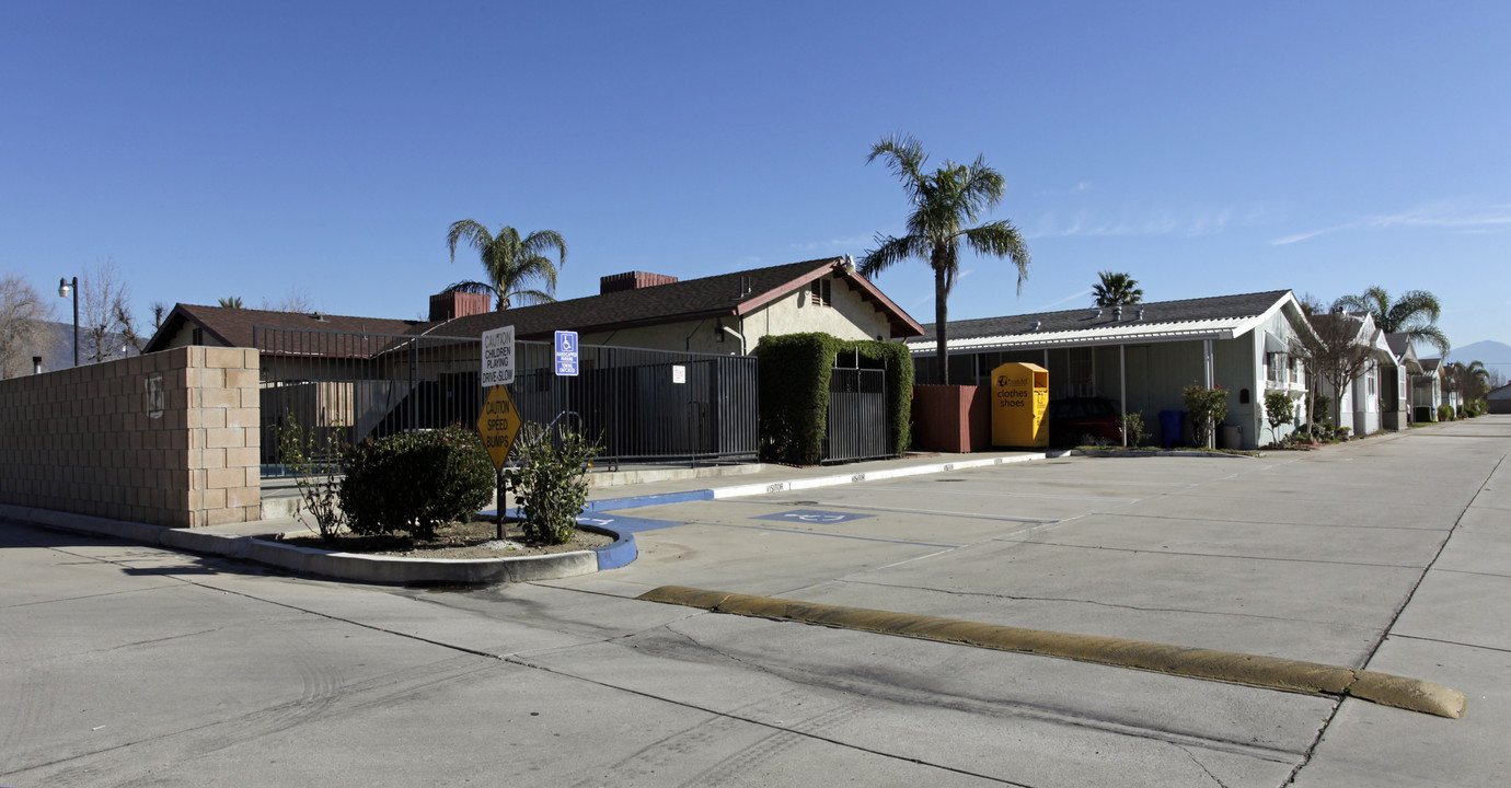 Sunrise Mobile Home Park in Fontana, CA - Building Photo