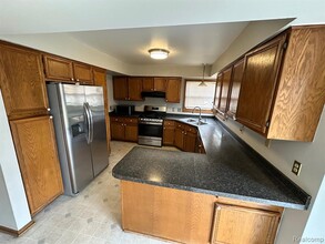 577 Lexington Dr in Rochester Hills, MI - Building Photo - Building Photo