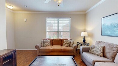 1198 Jones-Butler Rd in College Station, TX - Building Photo - Building Photo