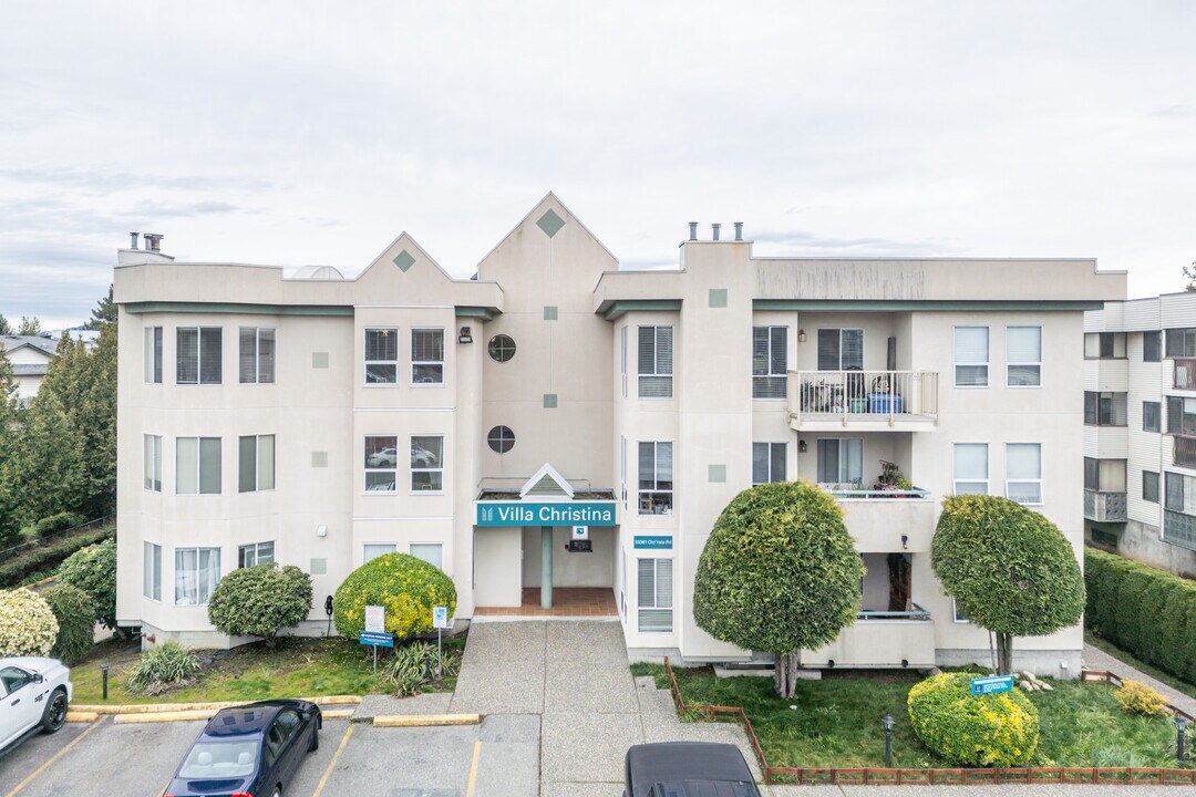 Villa Christina in Abbotsford, BC - Building Photo