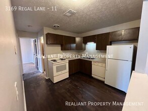 3169 Regal Ln, Unit 11 in Groesbeck, OH - Building Photo - Building Photo