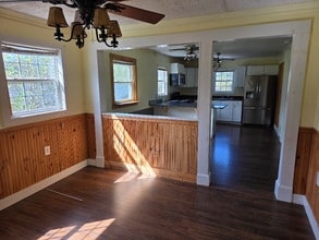 52 Elkins Branch Rd in Weaverville, NC - Foto de edificio - Building Photo