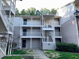 600 Audubon Lake Dr in Durham, NC - Building Photo