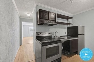 1047 W Academy St, Unit 7 in Winston-Salem, NC - Building Photo - Building Photo