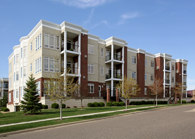 Midtown Village Condos in Apple Valley, MN - Building Photo - Building Photo