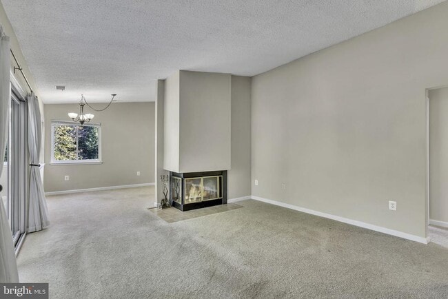 property at 11041 Villaridge Ct