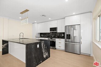 1223 23rd St in Santa Monica, CA - Building Photo - Building Photo