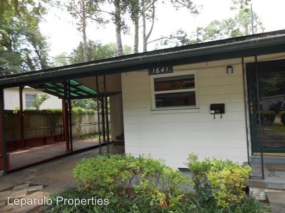 1641 Airport Dr in Tallahassee, FL - Building Photo - Building Photo