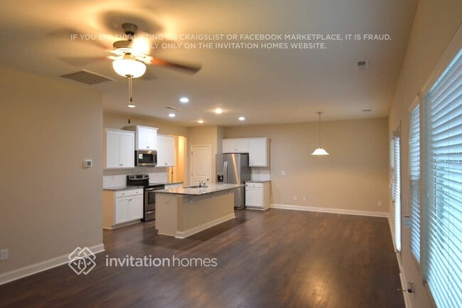 5410 Roberta Crossing Dr in Concord, NC - Foto de edificio - Building Photo