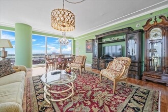 5 Renaissance Square in White Plains, NY - Building Photo - Building Photo