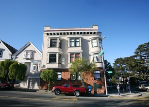 90 Castro St in San Francisco, CA - Foto de edificio - Building Photo