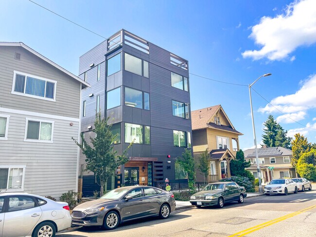 University Flats in Seattle, WA - Foto de edificio - Building Photo