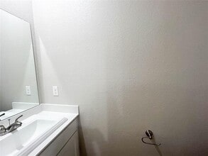 2120 Dena Dr in Waxahachie, TX - Building Photo - Building Photo