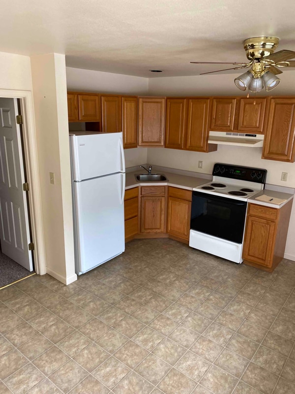 property at 203 E Russell St