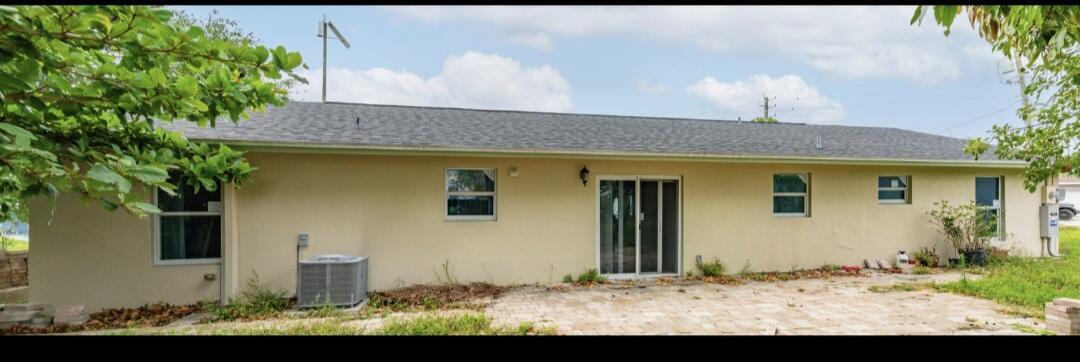 403 NW 1st St in Boynton Beach, FL - Building Photo