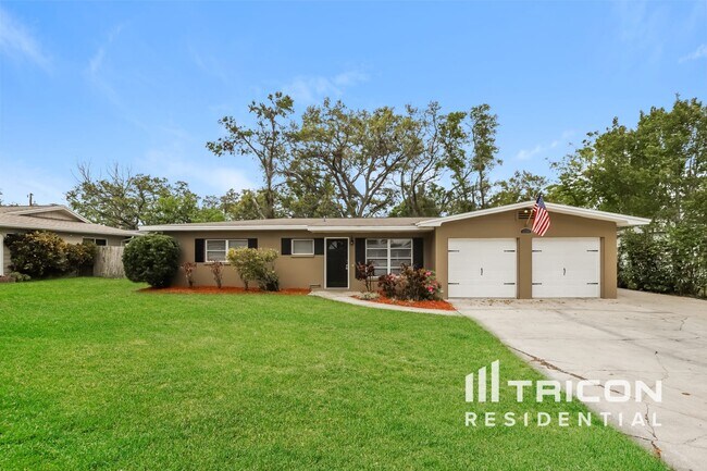 property at 2759 Navel Dr