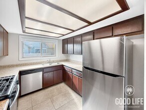 1103 Decker St in El Cajon, CA - Building Photo - Building Photo