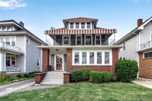 744 Tacoma Ave in Buffalo, NY - Building Photo