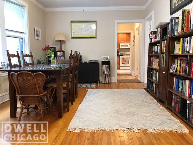 930 W Gunnison St, Unit 1 in Chicago, IL - Building Photo - Building Photo
