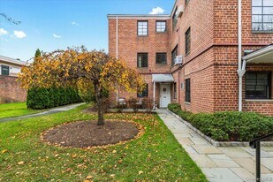 181 Purchase St in Rye, NY - Building Photo