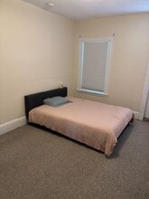 26 Jefferson St, Unit 2 in Newton, MA - Building Photo - Building Photo