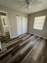1037 Apollo Beach Blvd-Unit -B in Apollo Beach, FL - Building Photo - Building Photo
