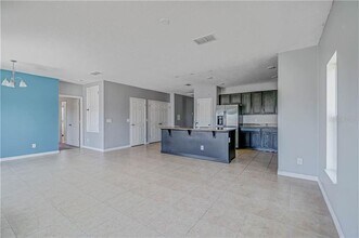 3311 Reedy Glen Dr in Kissimmee, FL - Building Photo - Building Photo