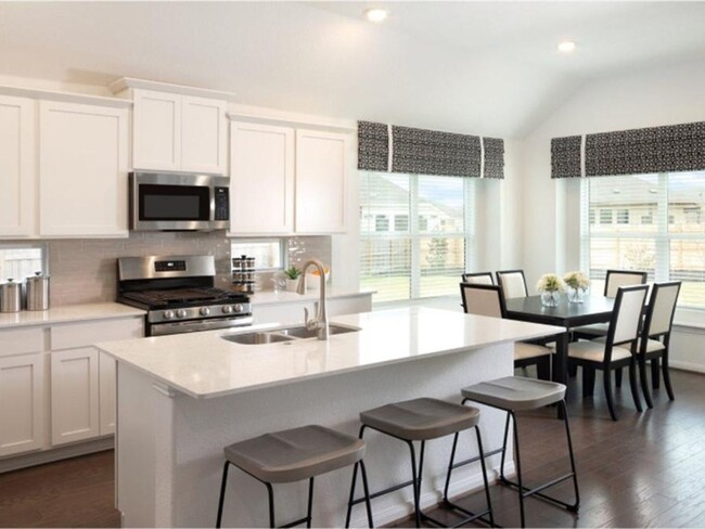 property at 1544 Devine Lake Bnd