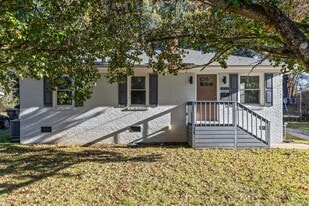 1032 Barrow Ct in Rock Hill, SC - Building Photo