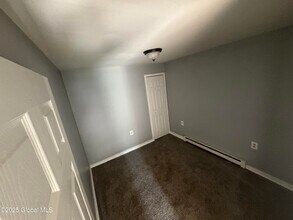 663 2nd Ave in Troy, NY - Building Photo - Building Photo
