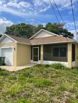 2704 E 19th Ave in Tampa, FL - Building Photo