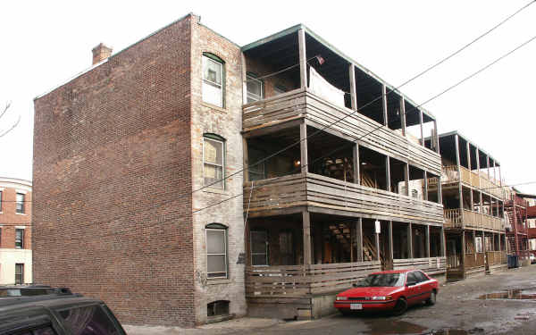 61-69 Empire St in Allston, MA - Building Photo - Building Photo