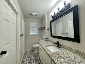 3353 Tiger Ln in Corpus Christi, TX - Building Photo - Building Photo