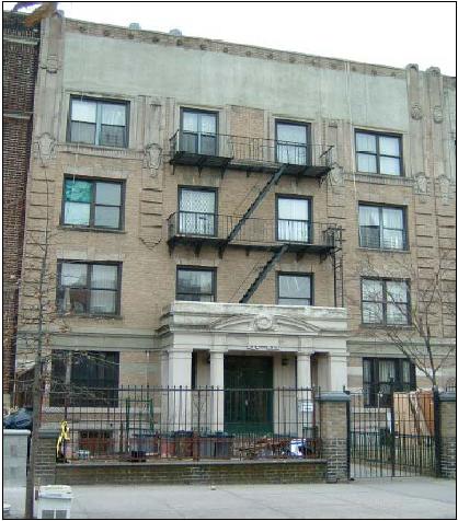 970 Eastern Pky in Brooklyn, NY - Building Photo