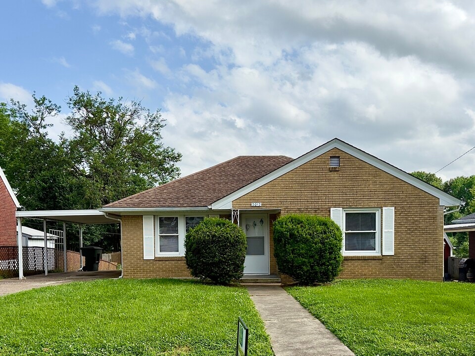 2012 E 21st St in Owensboro, KY - Building Photo