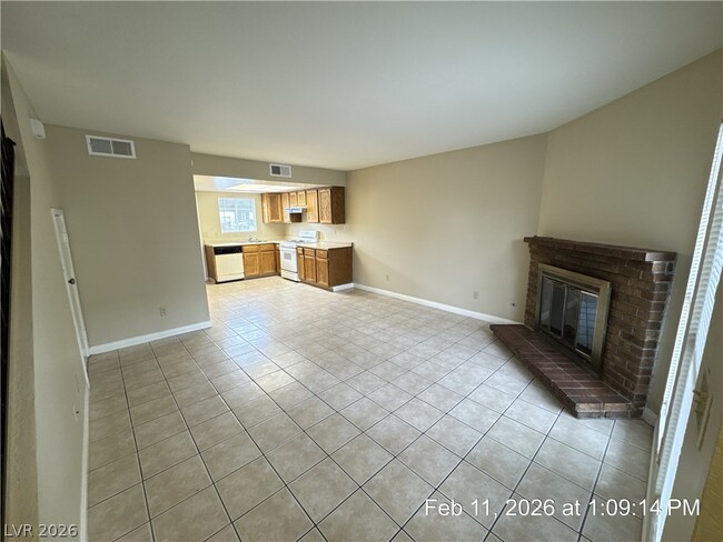 580 Sellers Pl in Henderson, NV - Building Photo - Building Photo