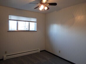 11 Denise Pl in Longmont, CO - Building Photo - Building Photo