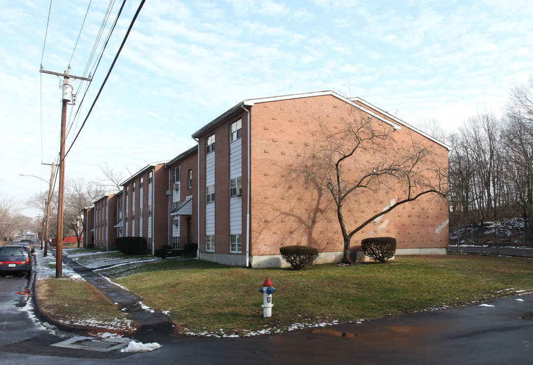 Terrace Park Apartments in West Haven, CT - Building Photo