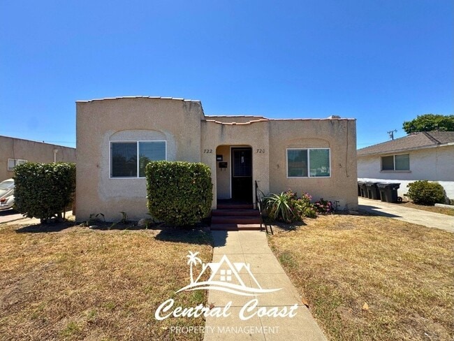 property at 722 E Cook St