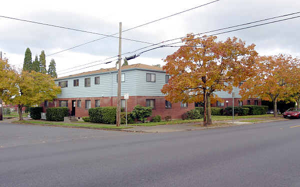 The Tiffany Apartments in Portland, OR - Building Photo - Building Photo